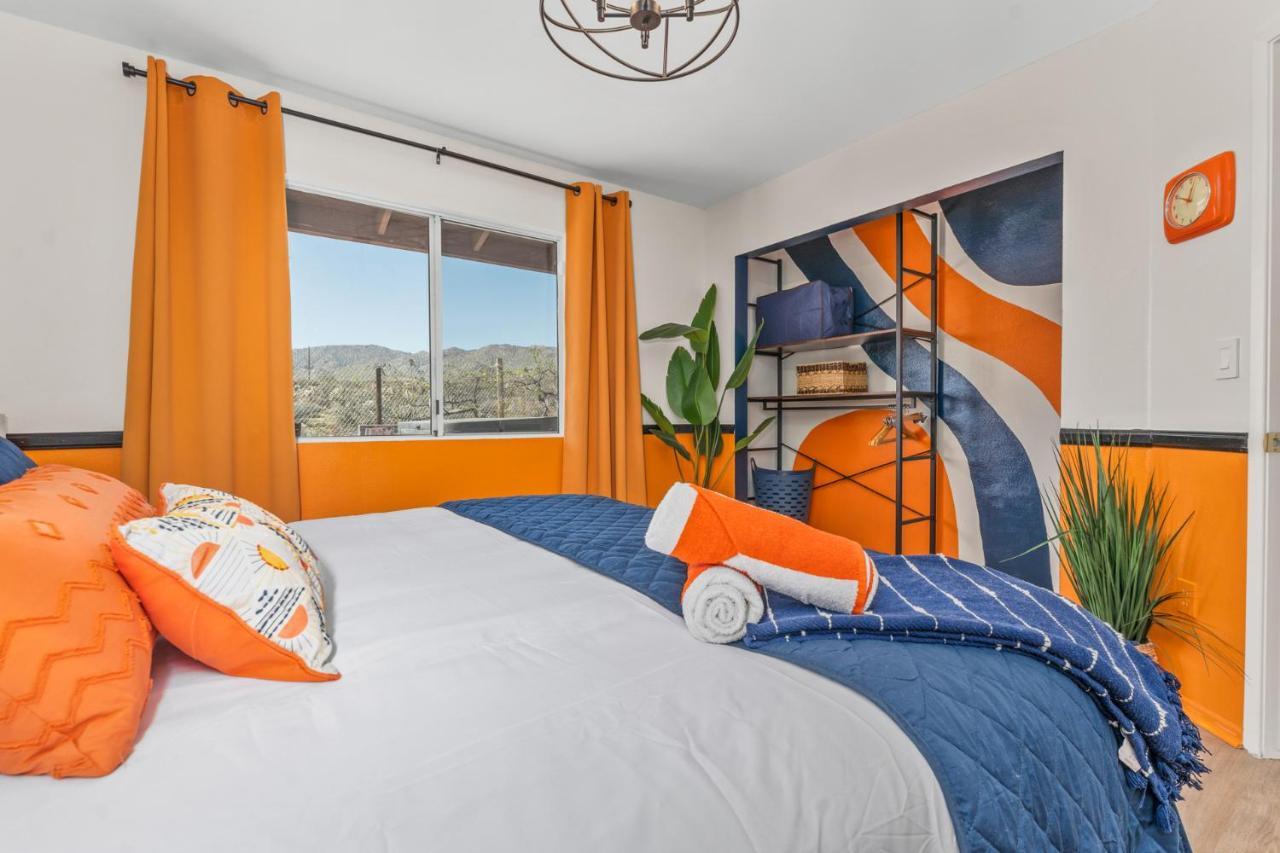 Hot Tub, Games, King Bed, Fire Pit, Bbq Grill, Minutes From National Park And Views Villa Joshua Tree Exterior photo